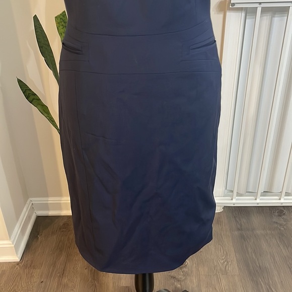 Lavia Sleeveless Sheath Navy Dress - Picture 3 of 8